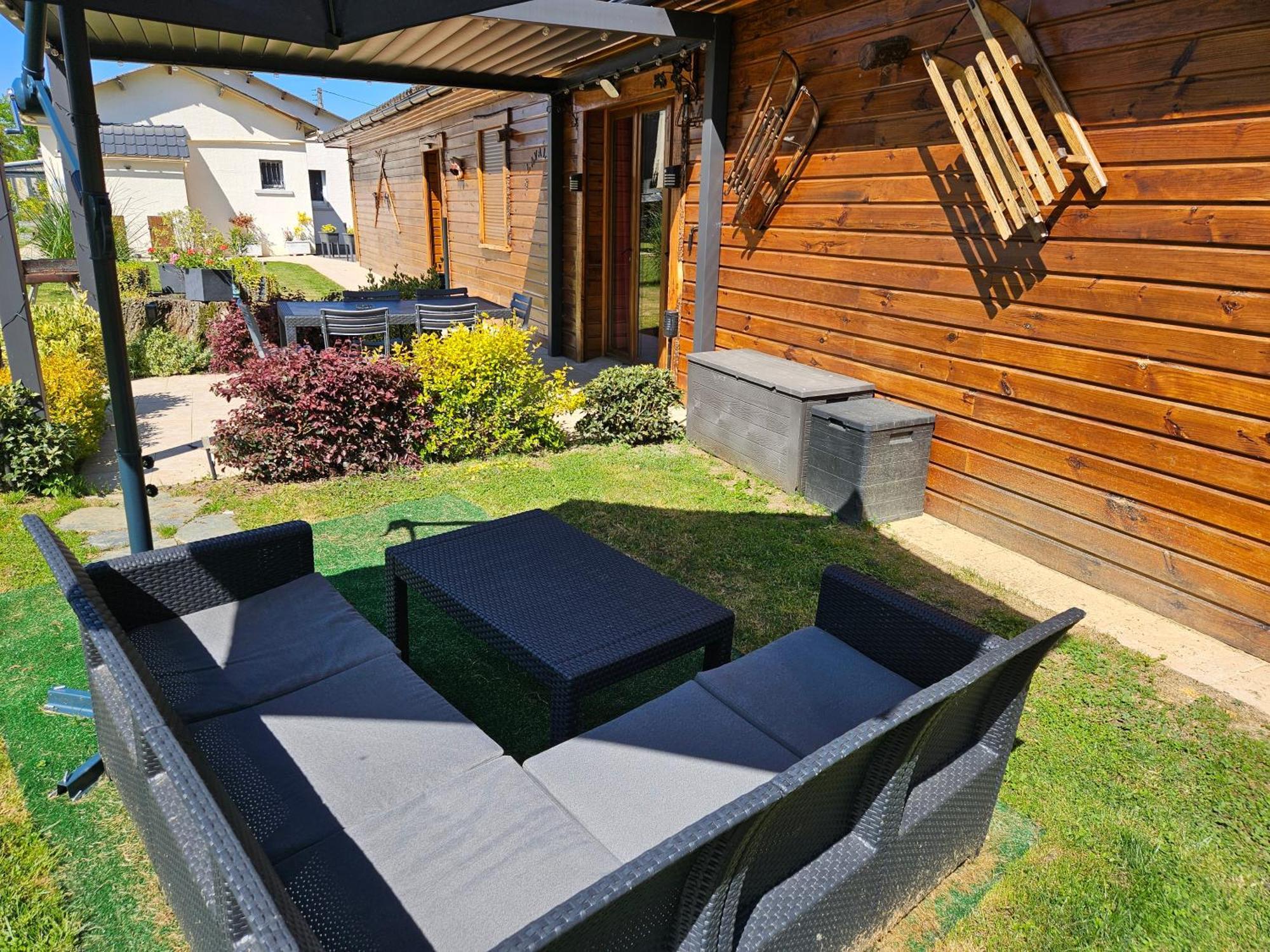 Chez Lavalou Gite 4* Chaleureux En Bois Lannemezan Exteriör bild