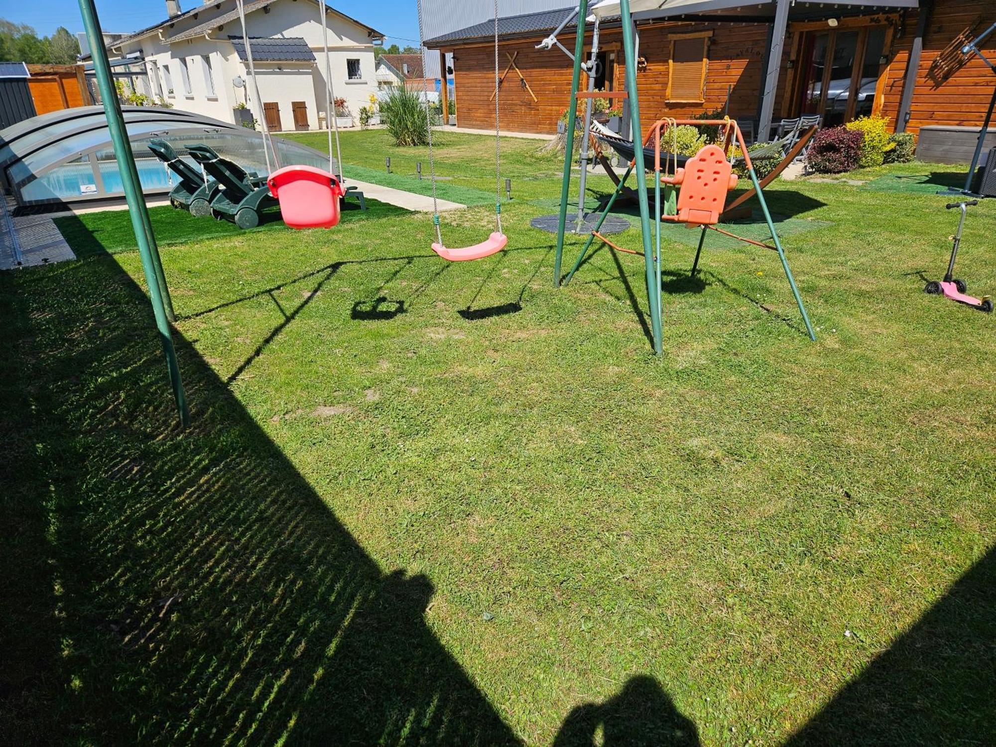 Chez Lavalou Gite 4* Chaleureux En Bois Lannemezan Exteriör bild
